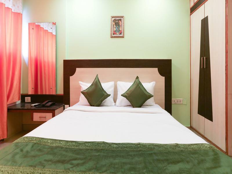 Hotel Treebo Trip Grand Regency Bangalore Exterior foto